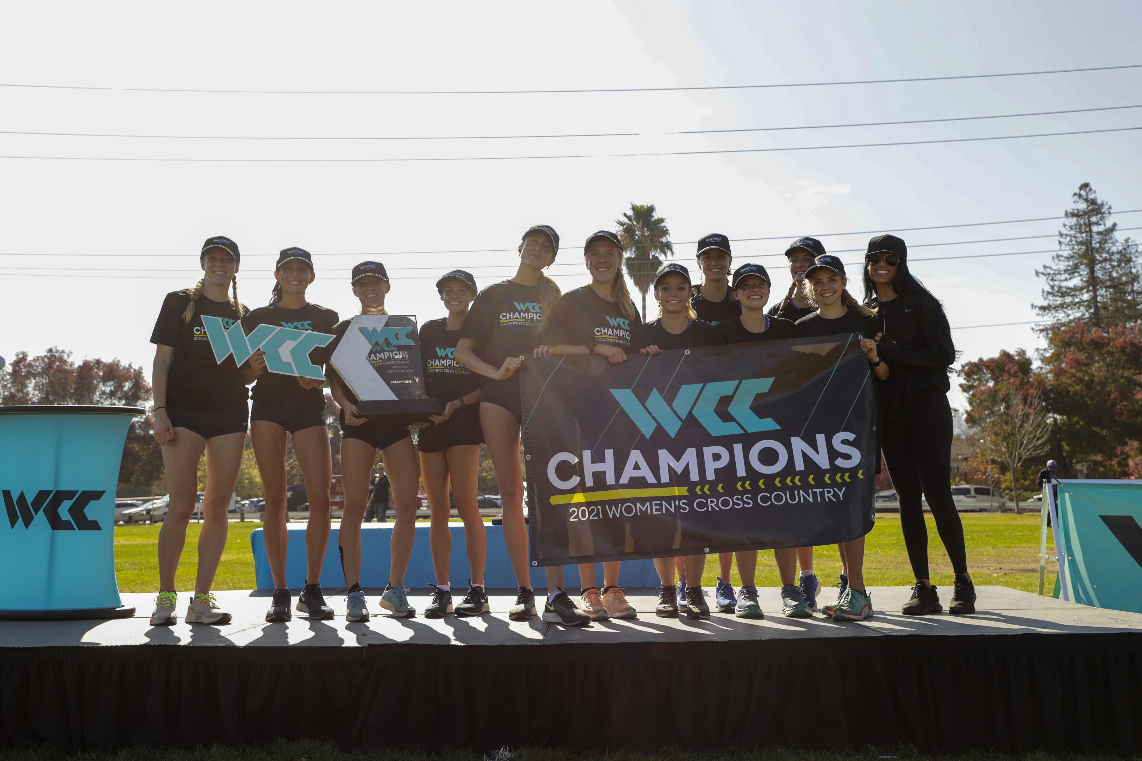 BYU women's cross country wins the 2021 WCC championship.