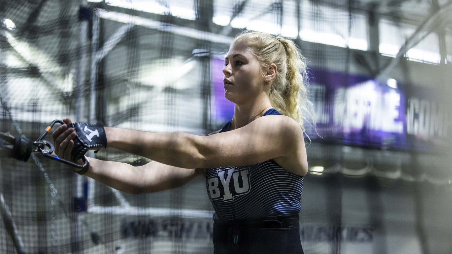 Sable Lohmeier El Bakri competes in the hammer throw at the 2020 MPSF Championships