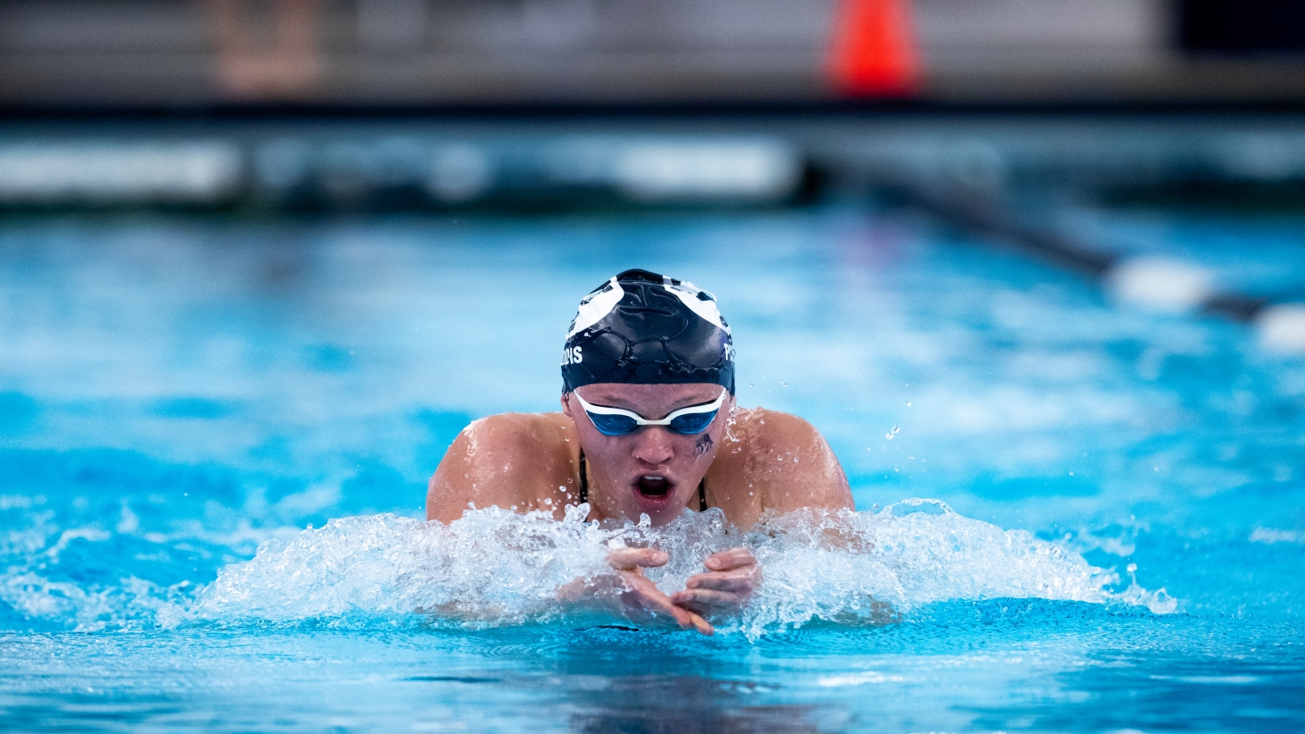 Lily Plaudis swimming the breaststroke