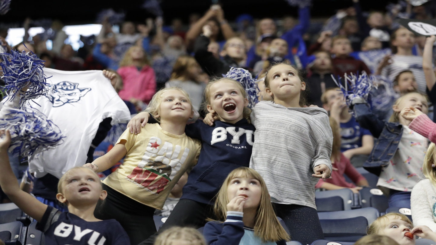 Kids cheer on BYU vs. USU