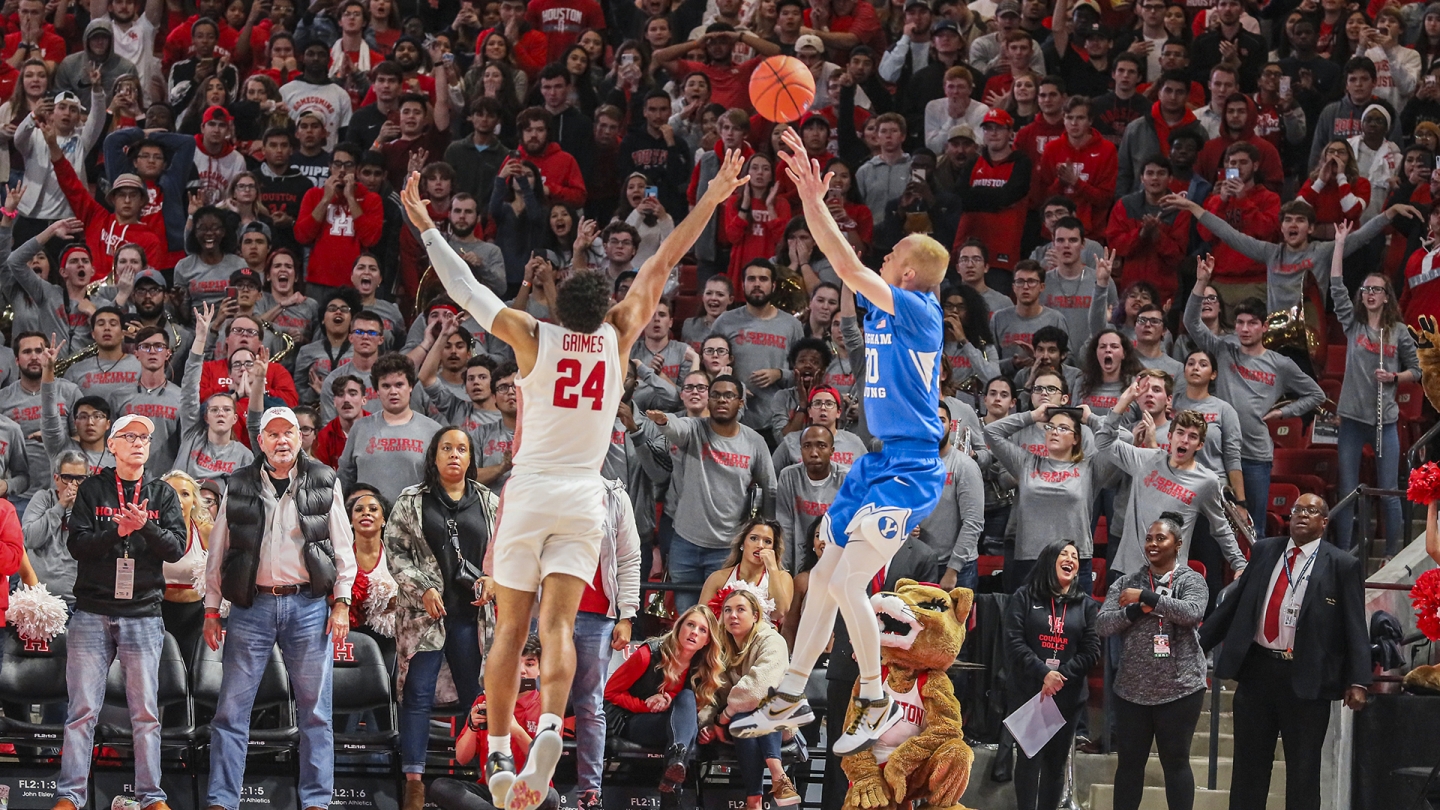 TJ Haws shoots a turn-around jump shot against the Houston Cougars to win the game.